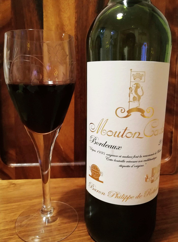 ムートン・カデ・ルージュ・クラシック